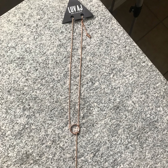 Long necklace - Picture 2 of 4